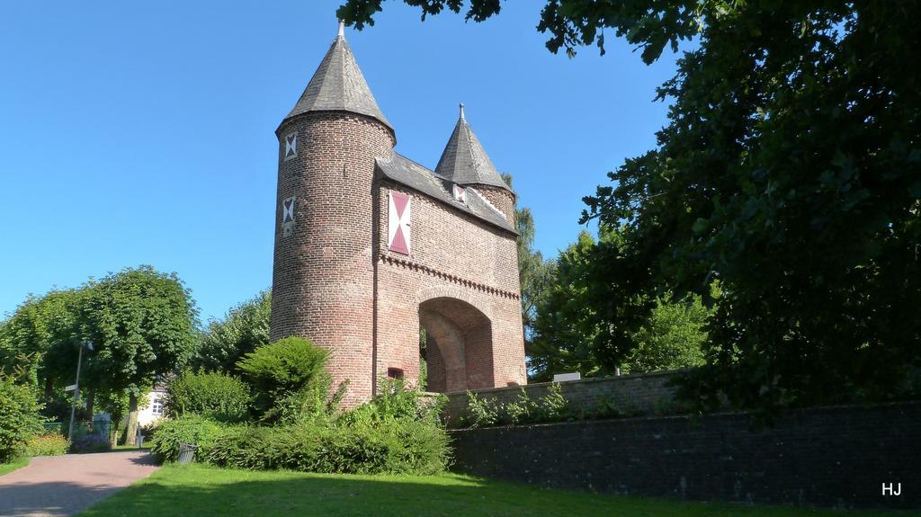 Ferienwohnung Eulenturm Xanten Szoba fotó