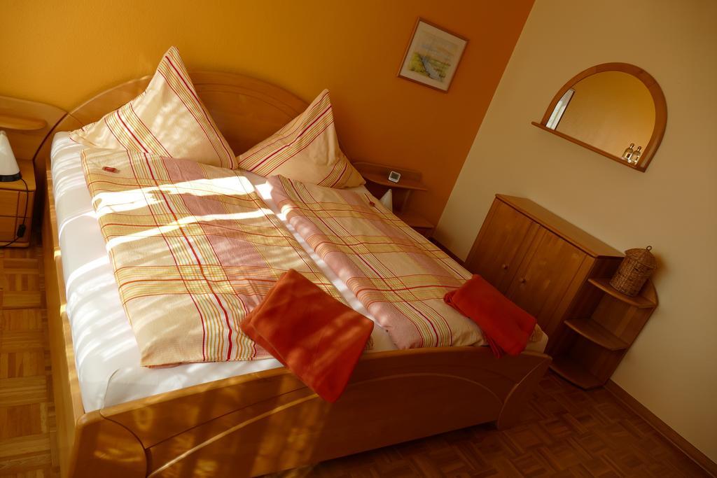 Ferienwohnung Eulenturm Xanten Szoba fotó